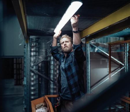 150cm Philips LED Feuchtraumleuchte 2-flammig 2x20W wie 2x58W 4000K neutralweißes Licht