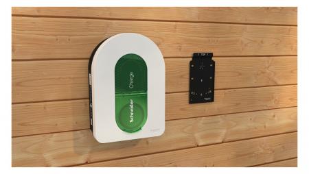 Schneider Charge 11 kW Wallbox Typ 2 mit 7 m Kabel, WLAN & App-Steuerung