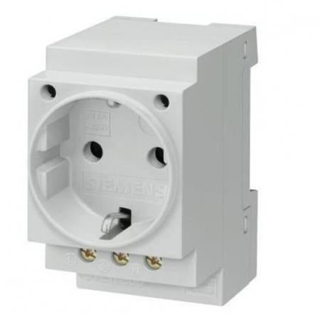 Siemens SENTRON SCHUKO-Steckdose 5TE6800 16A für Verteilereinbau DIN-Hutschiene
