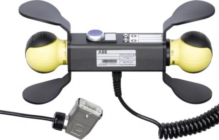 ABB JSD-TD25P-820751 Mobile 2-Handbedieneinheit 2xSafeball, rechts mit zusätzlicher Tastfunktion Reset, mit LED, Spiralleitung 1/5 m, Harting Stiftstecker 17-polig, IP40