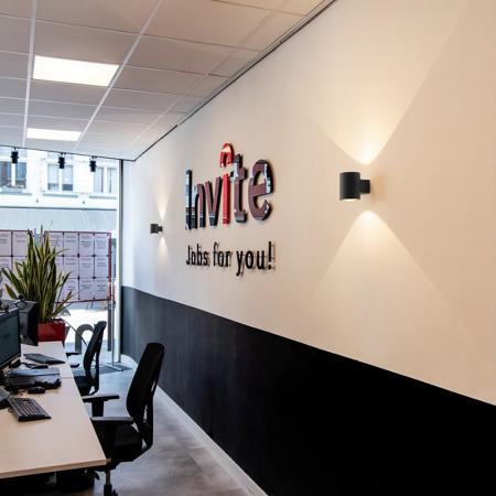 OCULUS UP/DOWN LED Wandleuchte in mattem schwarz Dim-to-Warm Dimmbarkeit SLV 1004670