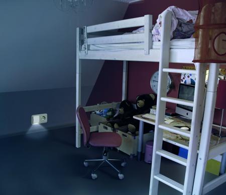 OSRAM  Nachtlicht LUNETTA Slim Weiß - mit Tag-/Nacht-Sensor, IP20, indirekter Lichtaustritt, Steckdosenmontage