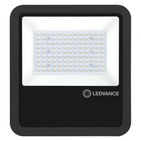 Nur noch angezeigter Bestand verfügbar:   LEDVANCE LED Flutlichtstrahler - FL AREA ASYM 48x92 72 W 3000 K BK- mit linsenbasierender asymmetrischer Leuchtdichteverteilung