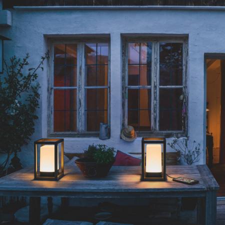 OSRAM SMART+ WiFi Outdoor Akku Tischleuchte mit integrierter Powerbank USB RGBW Farbwechsel IP44