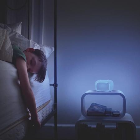 OSRAM Nachtlicht NIGHTLUX TOUCH USB RGBW - cooles Licht für das Kinderzimmer - TV-Nachtlicht mit Berührungsdimmfunktion in Weiß aus Kunststoff