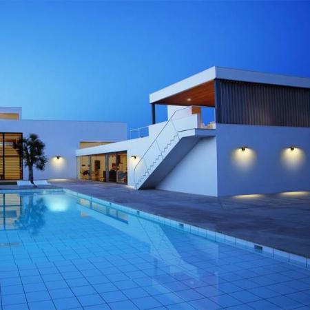 Osram Wandleuchte Endura Style Solar Glow Sensor Wall in Schwarz aus Aluminium - zwei separat steuerbare Lichtringe, warmweißes Licht