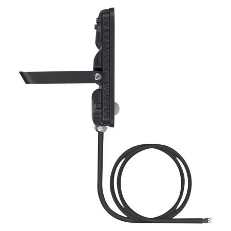 Aktion: Nur noch angezeigter Bestand verfügbar:   LEDVANCE LED Fassadenstrahler mit Sensor 30W 3000K warmweißes Licht IP65 schwarz