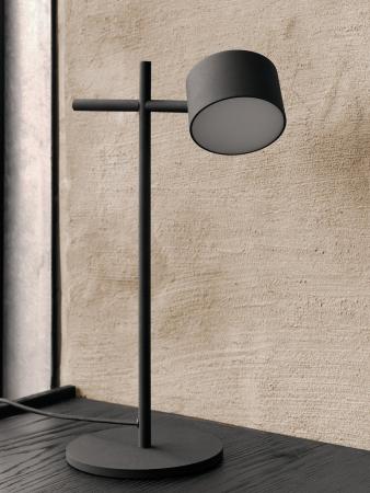 Osram Schreibtisch- und Tischleuchte Decor Kyoto aus Aluminium in Schwarz mit warmweißem Licht und beweglichem Kopf - dimmbar