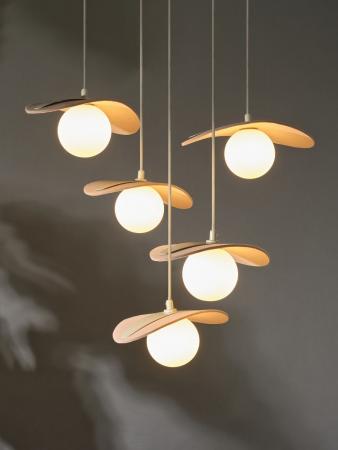 Osram 5-flammige Pendelleuchte Decor Pearl in Beige mit G9 Fassungen - Auffällige Leuchte aus Filz / Stahl / Glaskugel