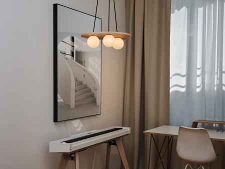 OSRAM Pendelleuchte Decor Wood Nest aus Kautschukholz mit 3 x G9 Fassung hellbaraun - mit matten Glaskugeln