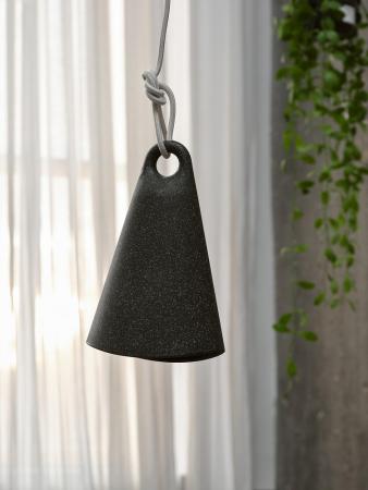 OSRAM Pendelleuchte Decor Bell in Schwarz mit E27 Fassung - Leuchtenschirm aus recyceltem Material