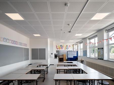 LEDVANCE LED Panel Comfort 600mm 28W 4000K universalweißes Licht UGR ≤ 19