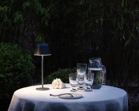 Ledvance Akku-Tischleuchte Style Table in Anthrazit USB dimmbar IP54 In & Out