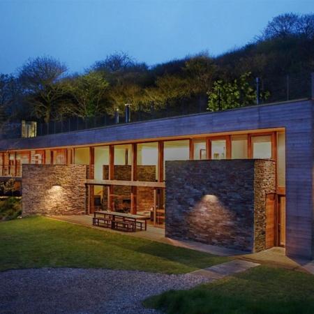 Osram ENDURA STYLE BRICKLUME Solar Solarleuchte weiß - indirekte Beleuchtung, Bewegungsmelder, Tageslichtsensor, IP65,  warmweiße Lichtfarbe