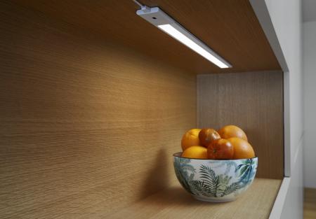 LEDVANCE Cabinet LED Slim Sensor 300mm Unterbauleuchte 6W 3000K 250lm weiß dimmbar