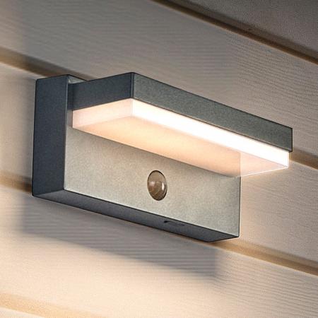 OSRAM ENDURA Style Solar + USB Robust Sensor Wandleuchte IP54 Dunkelgrau