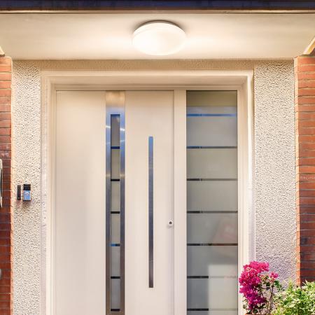 Osram Essential Deckenleuchte 24W Ø32cm mit warmweißem Licht - aufgrund IP44 Schutz für Feuchträume & Outdoor geeignet