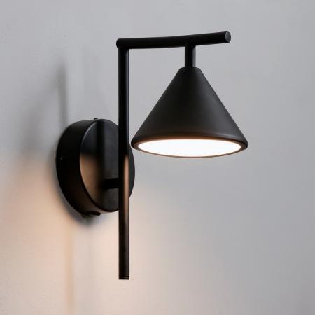 Osram Wandleuchte Decor Fuji aus Stahl in Schwarz mit warmweißem Licht