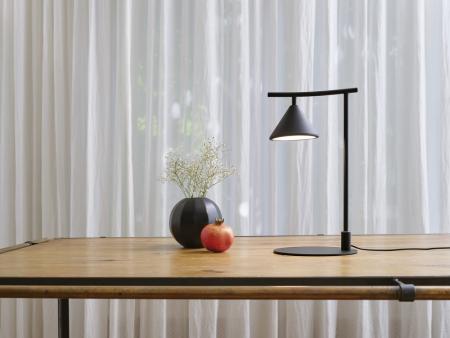 Osram Tischleuchte Decor Fuji aus Stahl in Schwarz mit warmweißem Licht