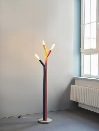 OSRAM 3-flammige Stehleuchte Decor Straw in Multicolor aus Metall mit E27 Fassungen
