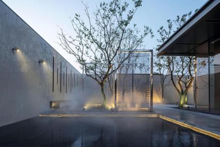 Osram ENDURA GARDEN Solar LED Außen Wandstrahler dunkelgrau - Tageslichtsensor und RGBW Farben -  für Garten und Terrasse