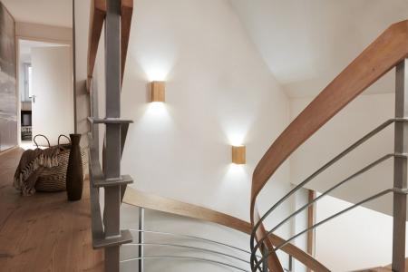 Osram SMART+ Matter WIFI Orbis Wandleuchte Wood Tunable White aus Holz up&down Light