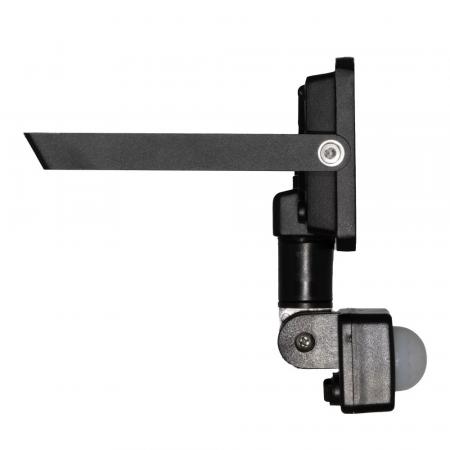 Osram LED Fluter LUX schwarz 6500K kaltweißes Licht 10W IP65 mit Sensor