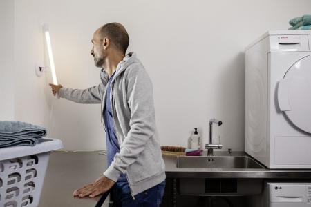 150cm OSRAM TubeKIT LED Unterbauleuchte & Möbelleuchte 21.5W 4000K universalweißes Licht mit Netzstecker und Schalter