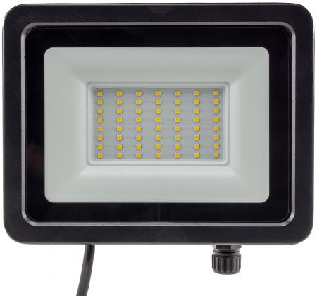 ChiliTec LED-Fluter "CTF-OB 50" IP65, 47W, 4739lm, 4000K neutralweiß