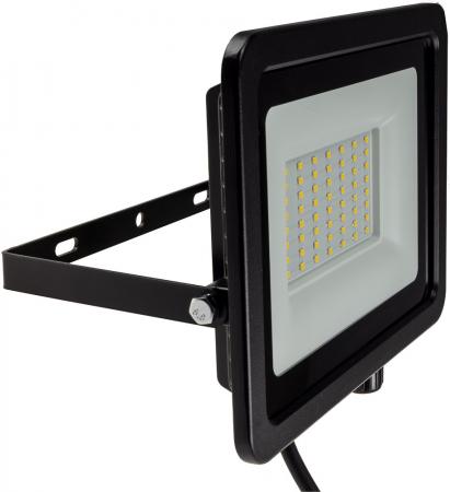 ChiliTec LED-Fluter "CTF-OB 50" IP65, 47W, 4739lm, 4000K neutralweiß