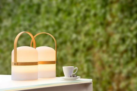 Lucide JOE – wiederaufladbare LED Tischlampe Innen & Außen in Weiß