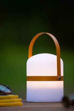 Lucide LITTLE JOE – kompakte Akku LED Tischlampe IP44 für Innen & Außen in Braun