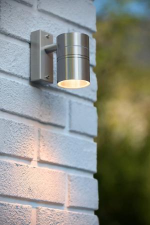 Lucide ARNE-LED – Wandstrahler / Wandleuchte Innen & Außen – Ø 6,3 cm – LED GU10 – 1x5W 2700K – IP44 – Chrom matt