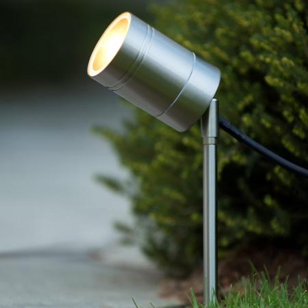 Lucide ARNE-LED Gartenstrahler Ø6,3 cm GU10 LED 5W 2700K IP44 Chrom Matt