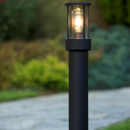 Lucide LORI Pollerleuchte Anthrazit – 1xE27, IP44, Tag/Nacht-Sensor, 80 cm