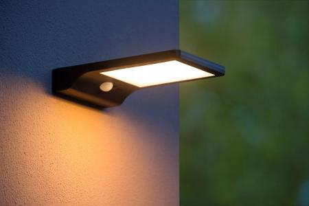 Lucide BASIC Solar-Wandleuchte Schwarz LED 3W IP44 Bewegungs- & Tag/Nacht-Sensor