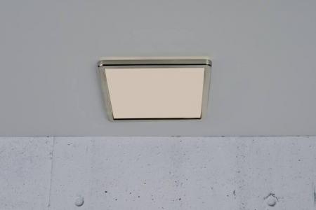 Eckige Flache LED-Deckenleuchte schaltbar nickel