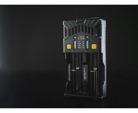 Armytek Uni C2 Steckertyp C - Universal-Ladegerät für IMR, Li-Ion 4.2V, Li-Ion 4.35V, Ni-MH, Ni-Cd und Li-FePO 4 - Akkus