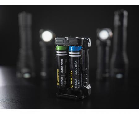 Armytek Handy C2 VE Ladegerät für 2 Akkus mit Powerbank-Funktion