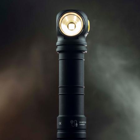 Armytek Wizard C2 Pro Max LR Taschen- und Stirnlampe mit Magnethalterung / Stirnhalterung akkubetrieben