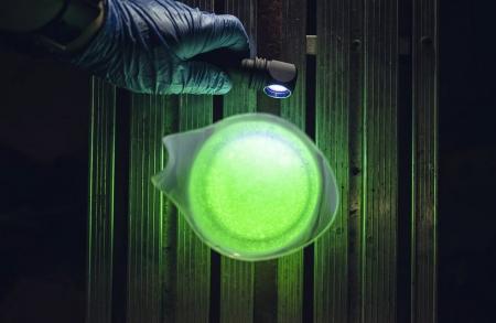 Armytek Wizard C2 WUV Magnet USB White PCB Stirnlampe und Taschenlampe akkubetrieben