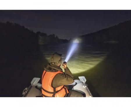 Armytek Barracuda Pro Max Set Profi Taschenlampe und Suchscheinwerfer weißes Licht, magnetische Aufladung Akku