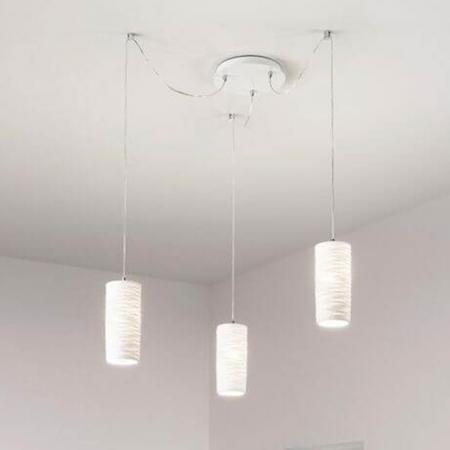 Mediterrane 3-flammige Marbella Keramik-Pendelleuchte mit Effekt-Lichtverteilung in Weiss von Fabas Luce