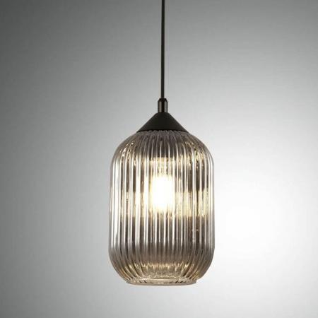 Aston Pendelleuchte in Grau mit Riffeloptik italienisches Design von Fabas Luce