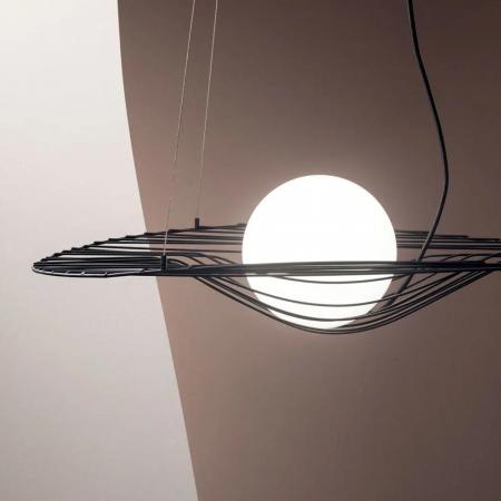 Homa dimmbare Draht-Pendelleuchte in markanter Wellenform in Schwarz von Fabas Luce