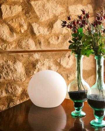 New Garden LED-Lichtkugel BULY 20 weiss Innen IP20 ø20 x 17 cm warmweißes Licht mit 230 Volt Anschluß/ Stecker