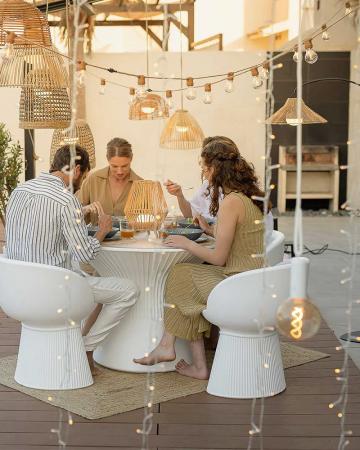 New Garden Kabellose Bogen Stehlampe NIZA - handgeflochtene Naturfaser - Akku für Innen & Außen mit Fernbedienung 165cm