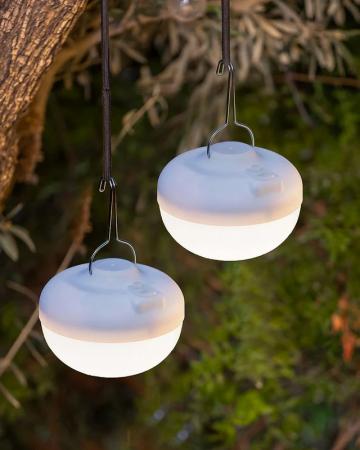 New Garden CHERRY LED Outdoor Solar Leuchthalbkugel dimmbar beige mit Fernbedienung IP54
