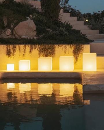 New Garden CUBY 40 Leuchtwürfel in weiss 230V - Warmweiss Licht - Länge Kabel 2 m - 40 x 40 cm - für Außen- und Innenanwendung IP65