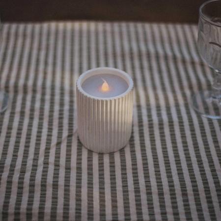 New Garden Dolo LED Keramik Kerze mit Flammeneffect (2 x AAA batteries nicht enthalten)